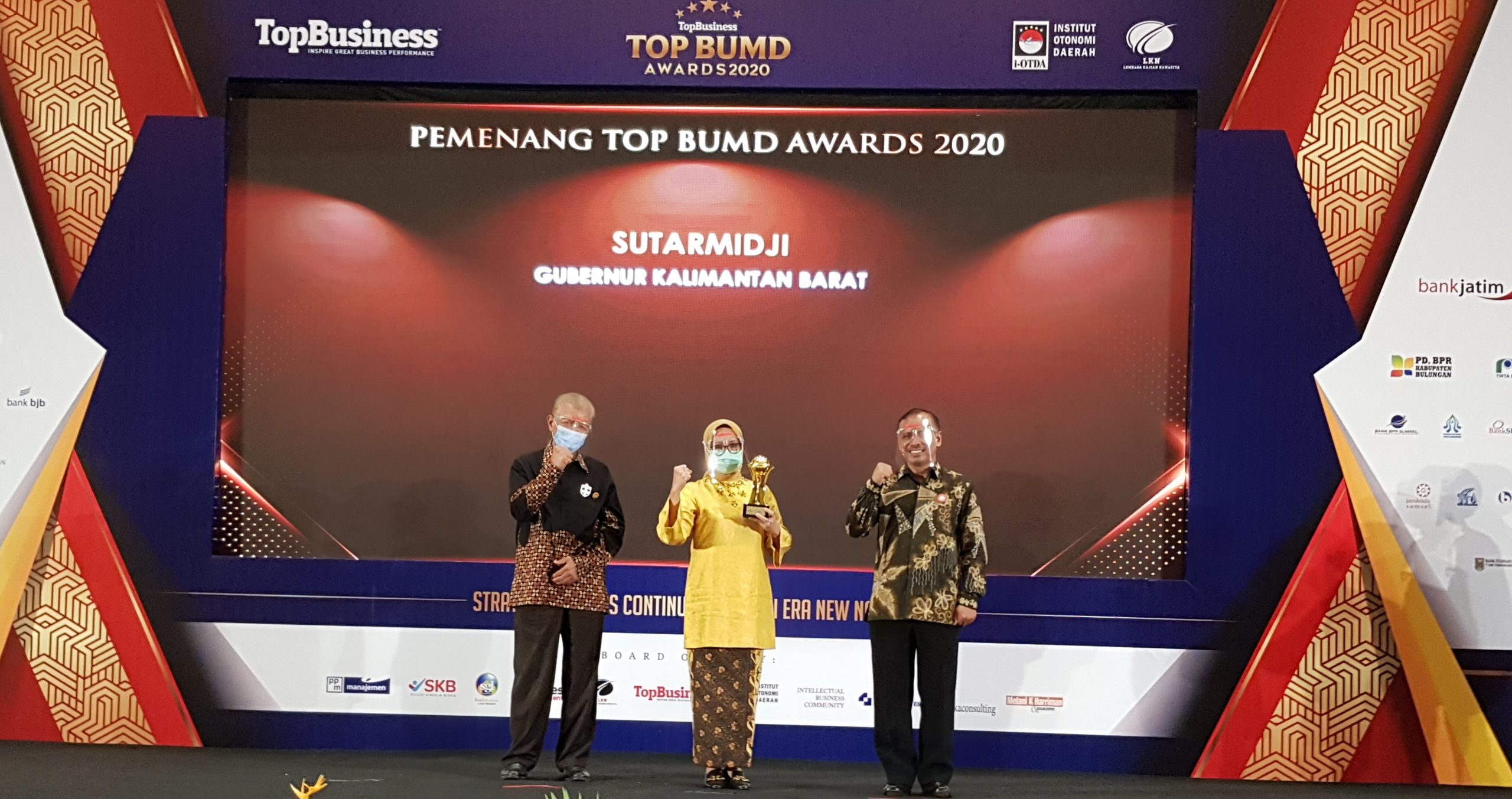 Penghargaan Top BUMD 2020 KALBAR